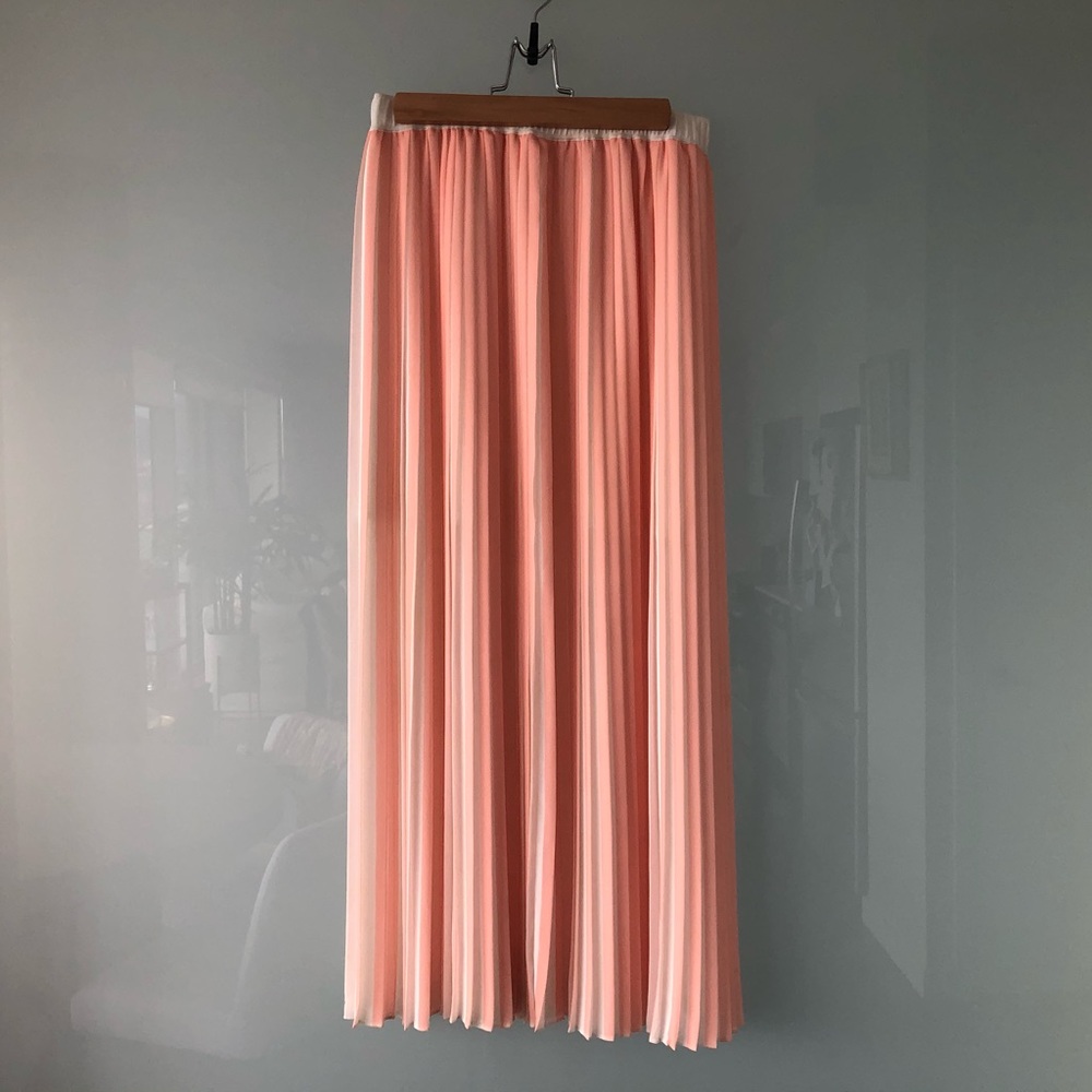 CLUB MONACO Rose/White Maxi Skirt